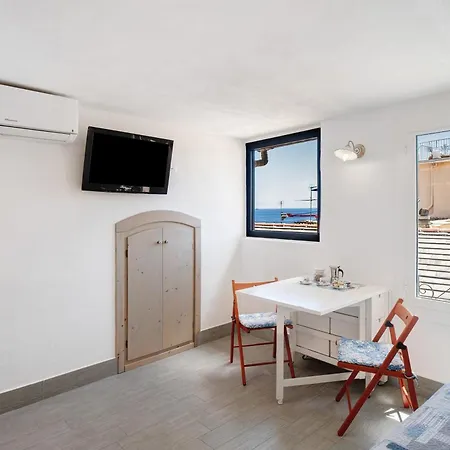 Seaview Flat Old Town 아파트 *